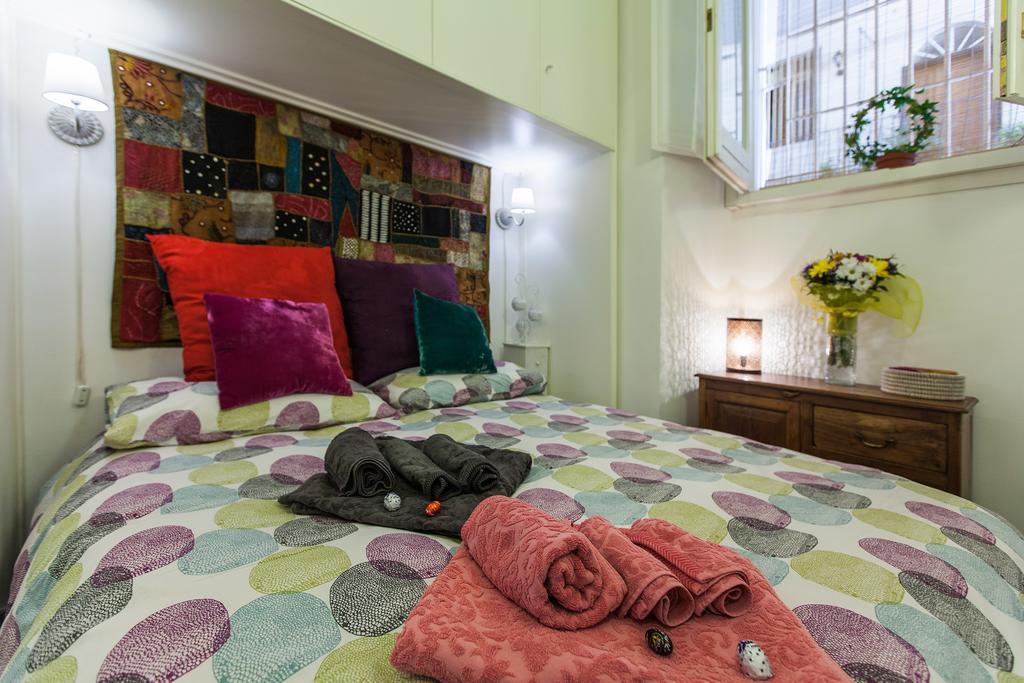 Gianicolo Holiday House Rome Room photo